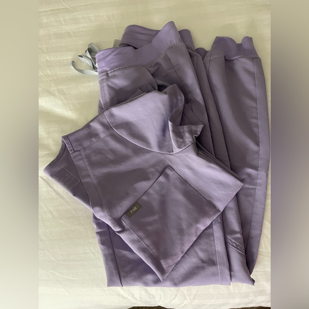 figs scrub set
